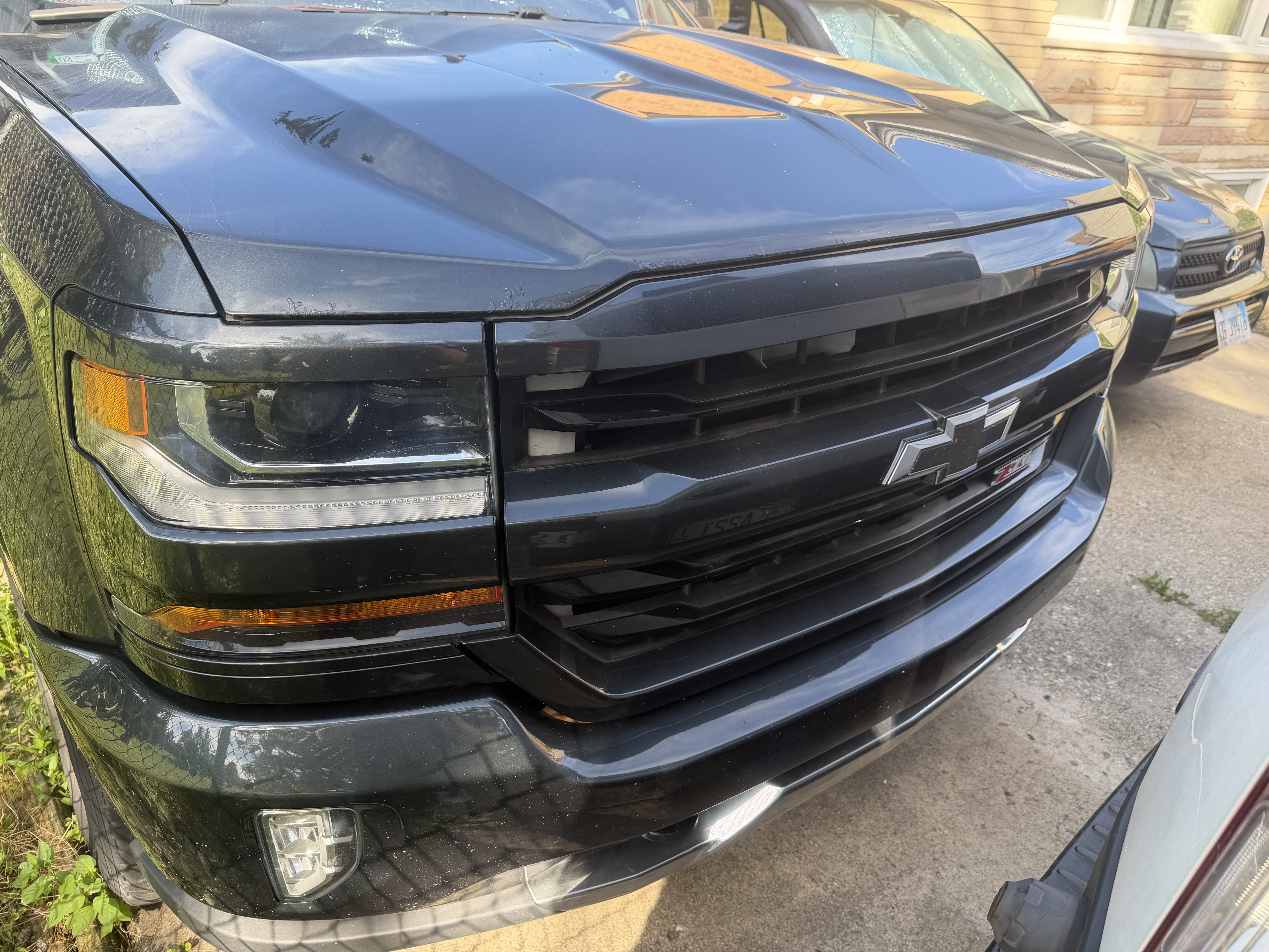 Used 2017 Chevrolet Silverado 1500 LT w/ All Star Edition AWD/4WD image 6
