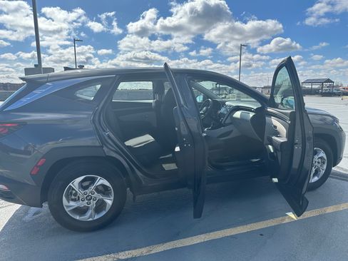 Used 2022 Hyundai Tucson SE image 10