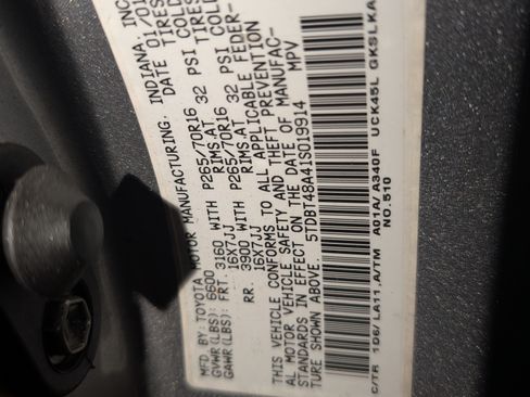 Used 2001 Toyota Sequoia Limited image 11