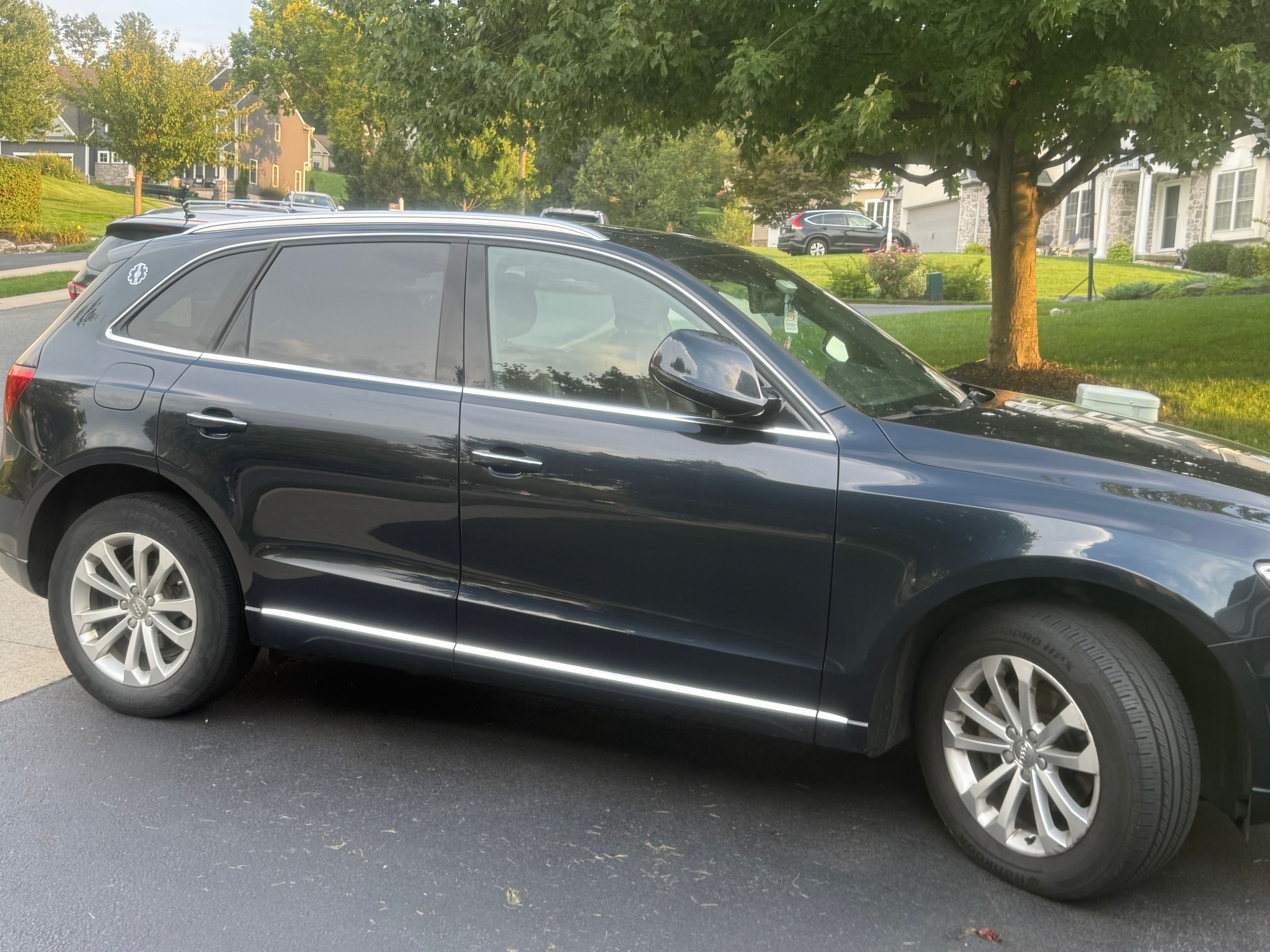 Used 2015 Audi Q5 2.0T Premium Plus w/ Technology Package AWD/4WD image 9