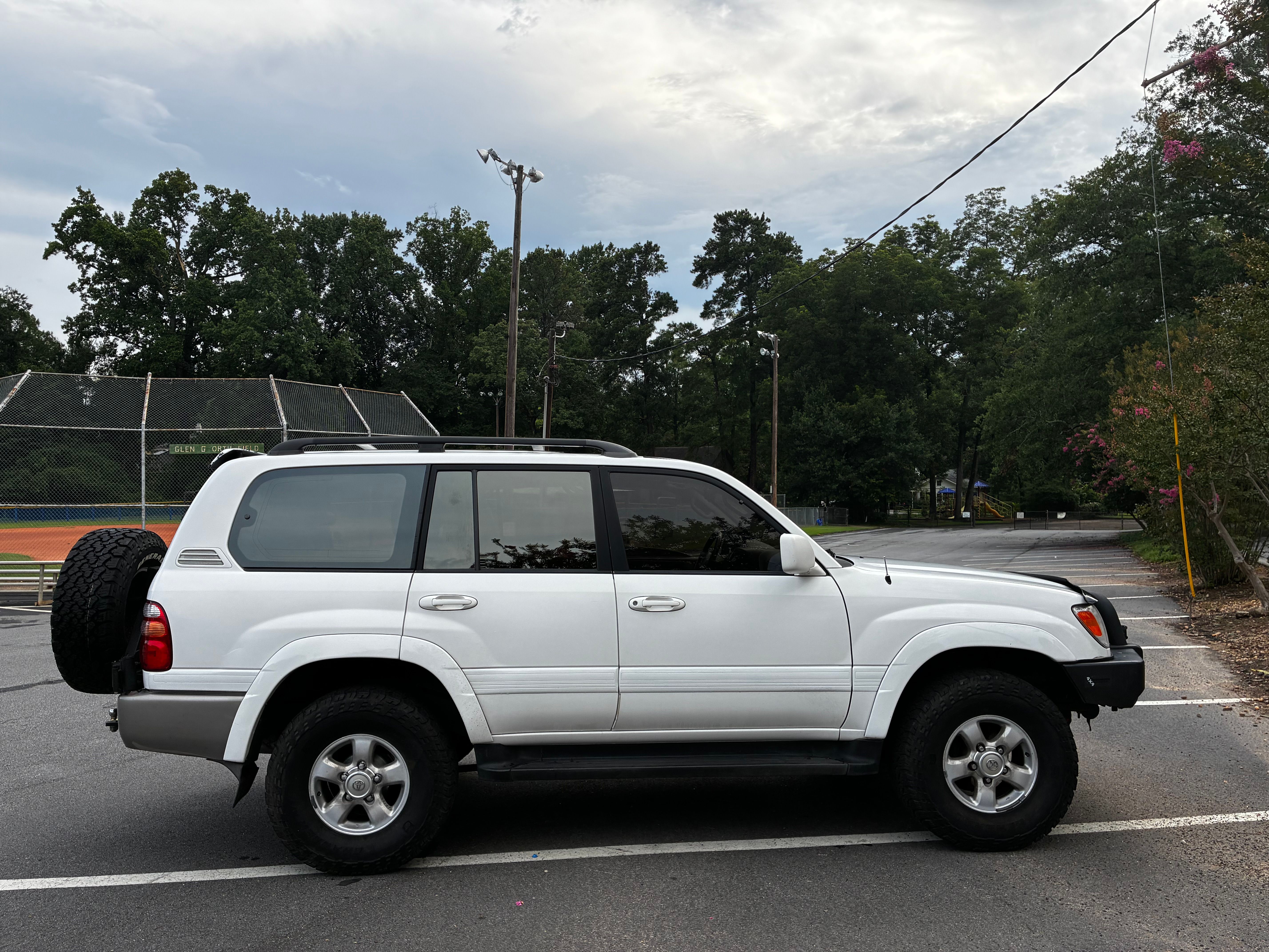 Used 1999 Toyota Land Cruiser AWD/4WD image 6