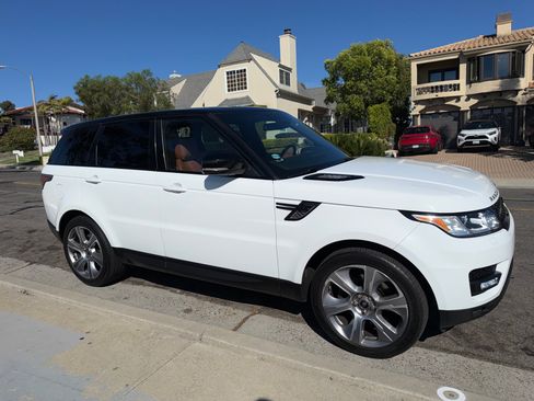 Used 2015 Land Rover Range Rover Sport HSE AWD/4WD image 5
