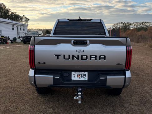 Used 2023 Toyota Tundra Platinum image 4