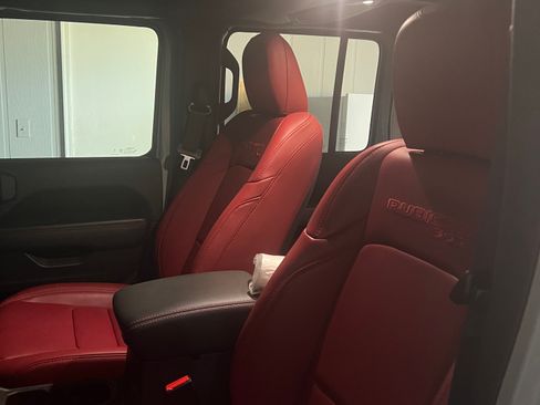 Used 2024 Jeep Wrangler Unlimited Rubicon 392 image 5