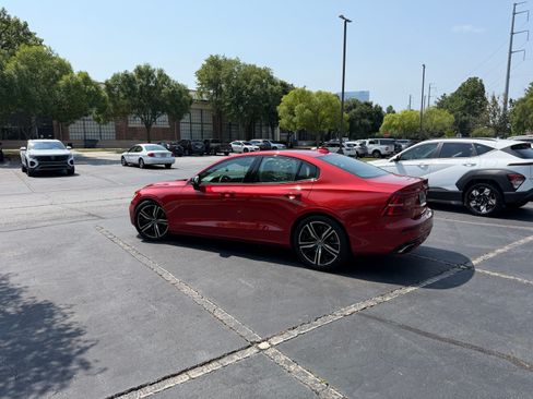 Used 2021 Volvo S60 T6 R-Design AWD/4WD image 13