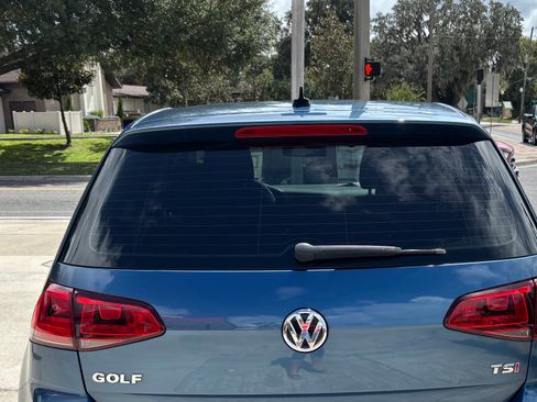 Used 2017 Volkswagen Golf Wolfsburg Edition image 11