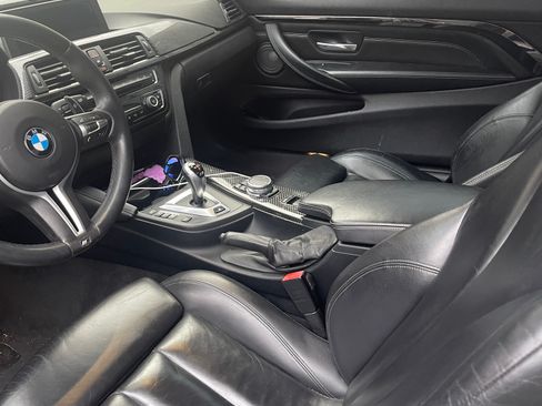 Used 2015 BMW M4 Convertible image 13