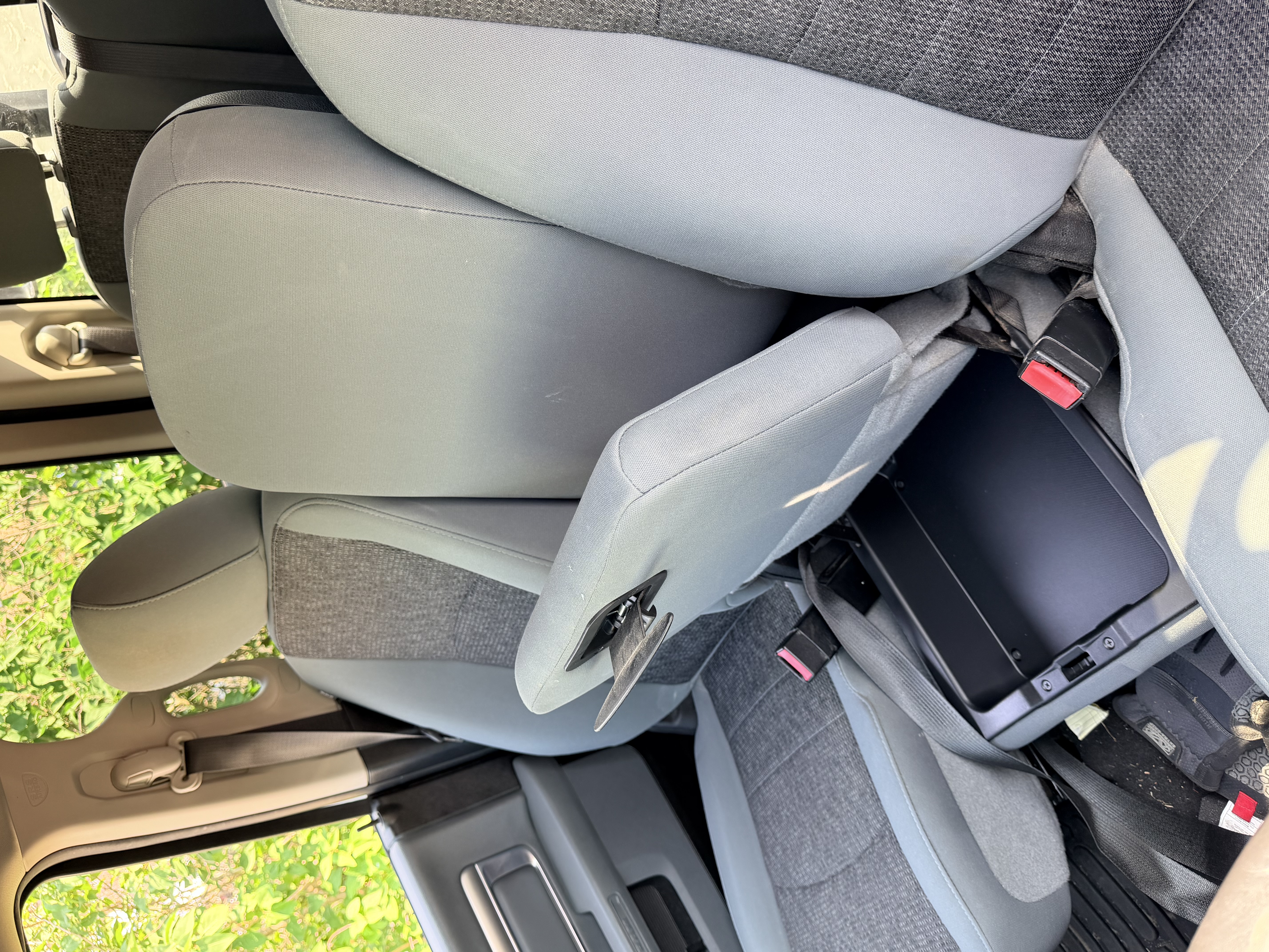 Used 2019 RAM 1500 Warlock AWD/4WD image 2