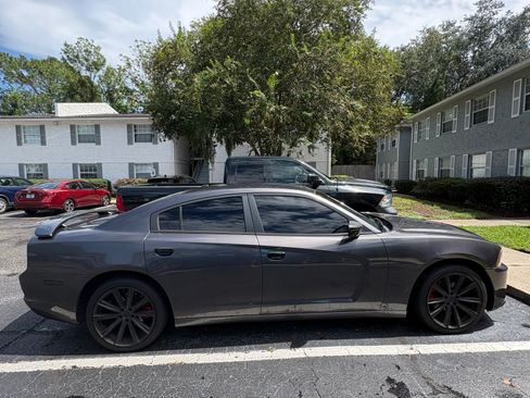 Used 2014 Dodge Charger SE w/ Connectivity Group RWD image 12