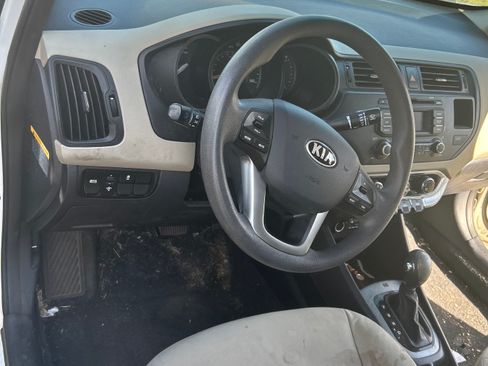 Used 2013 Kia Rio LX w/ PWR Pkg FWD image 14