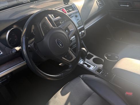 Used 2016 Subaru Outback 2.5i Limited image 9
