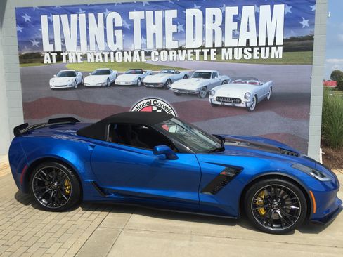 Used 2016 Chevrolet Corvette Z06 w/ 3LZ Preferred Equipment Group image 10