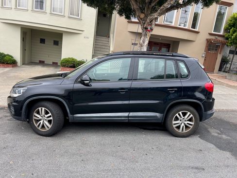 Used 2016 Volkswagen Tiguan S FWD image 4