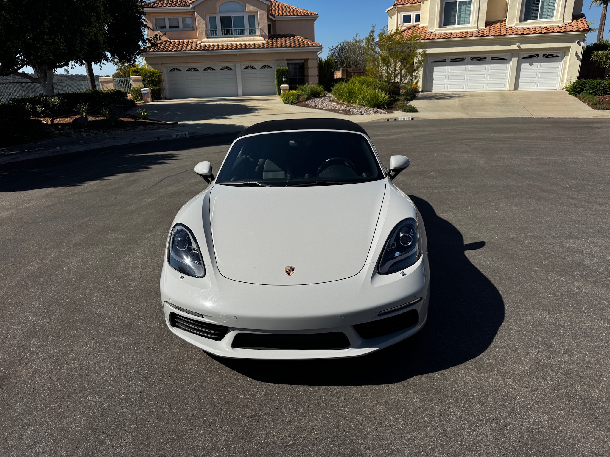 Used 2018 Porsche 718 Boxster RWD image 23