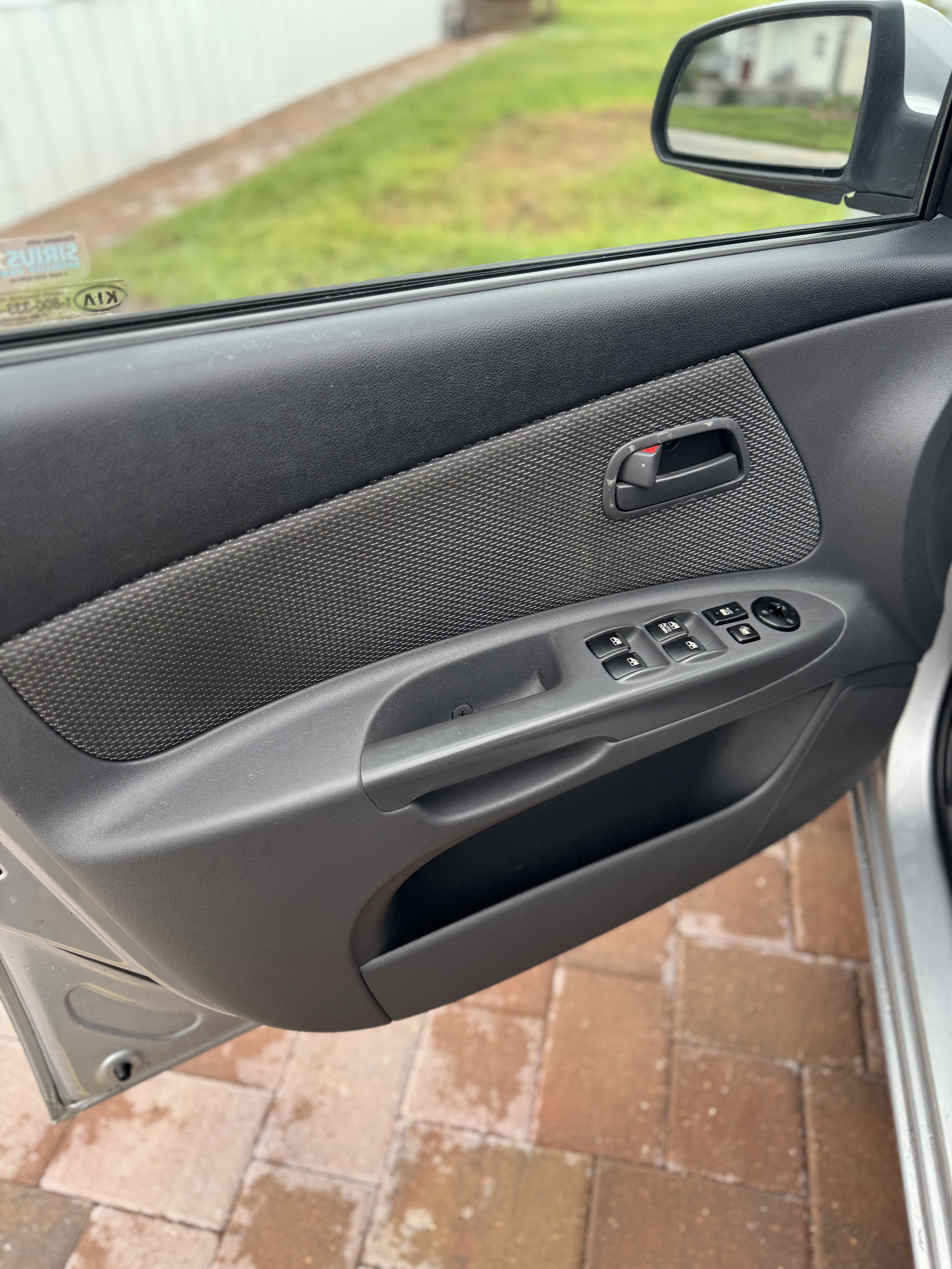 Used 2009 Kia Rio LX w/ PWR Pkg FWD image 11