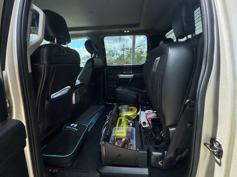 Used 2017 Ford F350 Lariat w/ Lariat Ultimate Package image 10