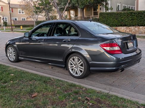 Used 2009 Mercedes-Benz C 300 4MATIC Sedan image 5