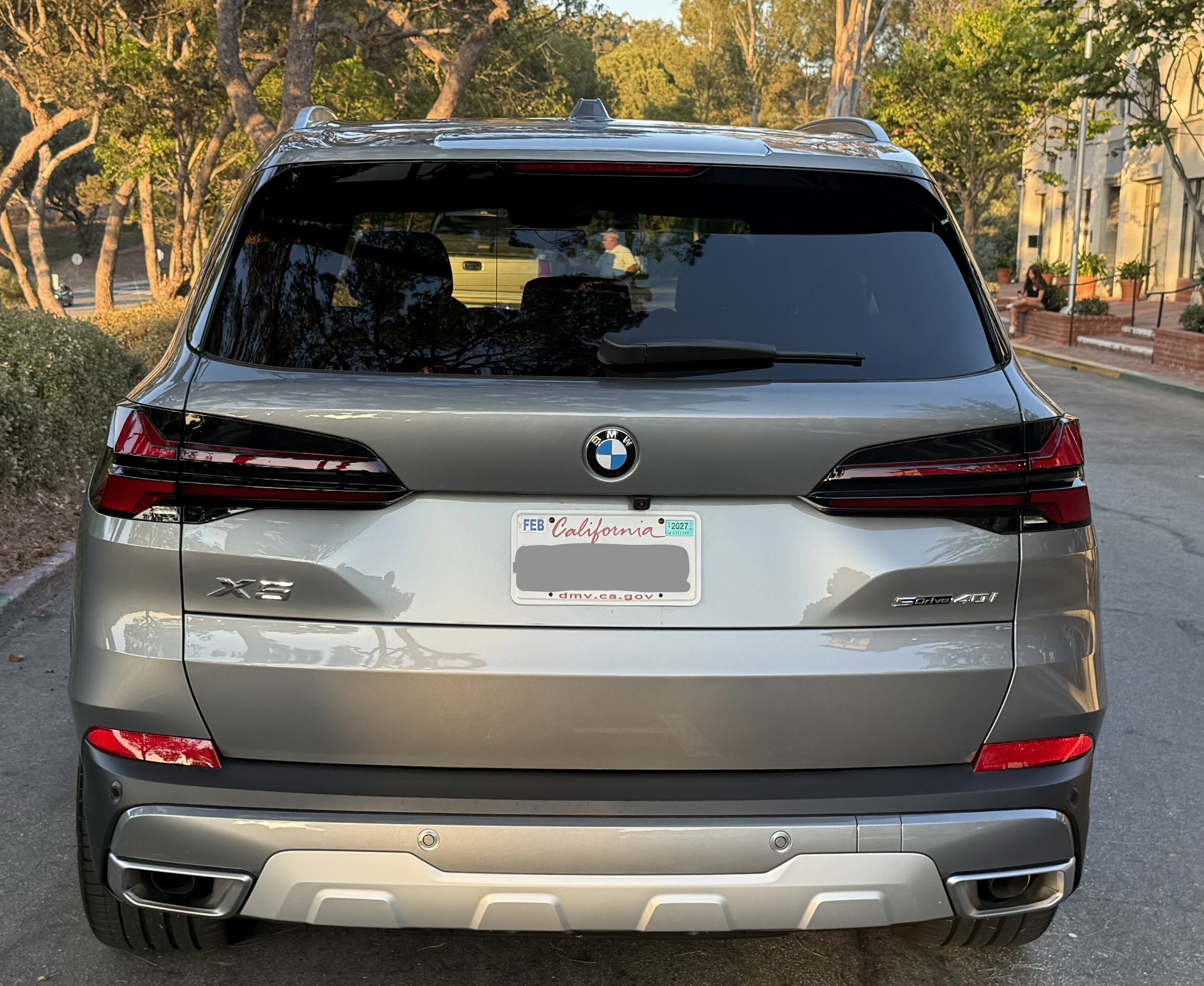 Used 2025 BMW X5 sDrive40i w/ Premium Package RWD image 8