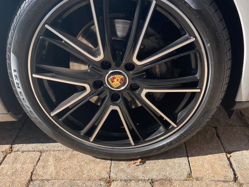 Used 2023 Porsche Panamera image 14