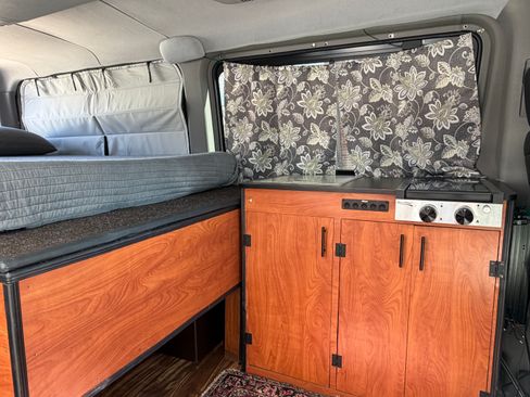 Used 2012 Mercedes-Benz Sprinter 2500 image 29