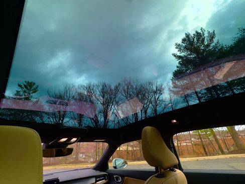 Used 2022 Polestar Polestar 2 w/ Performance Package image 20