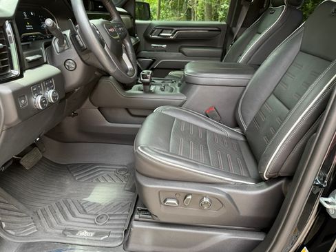 Used 2023 GMC Sierra 1500 AT4X w/ AT4X AEV Edition AWD/4WD image 24