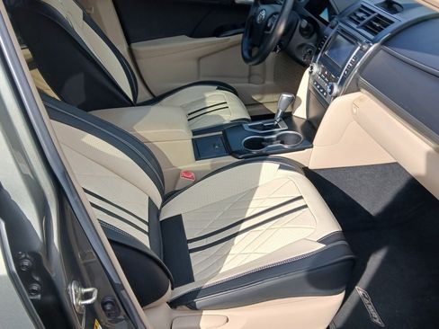 Used 2014 Toyota Camry LE image 13