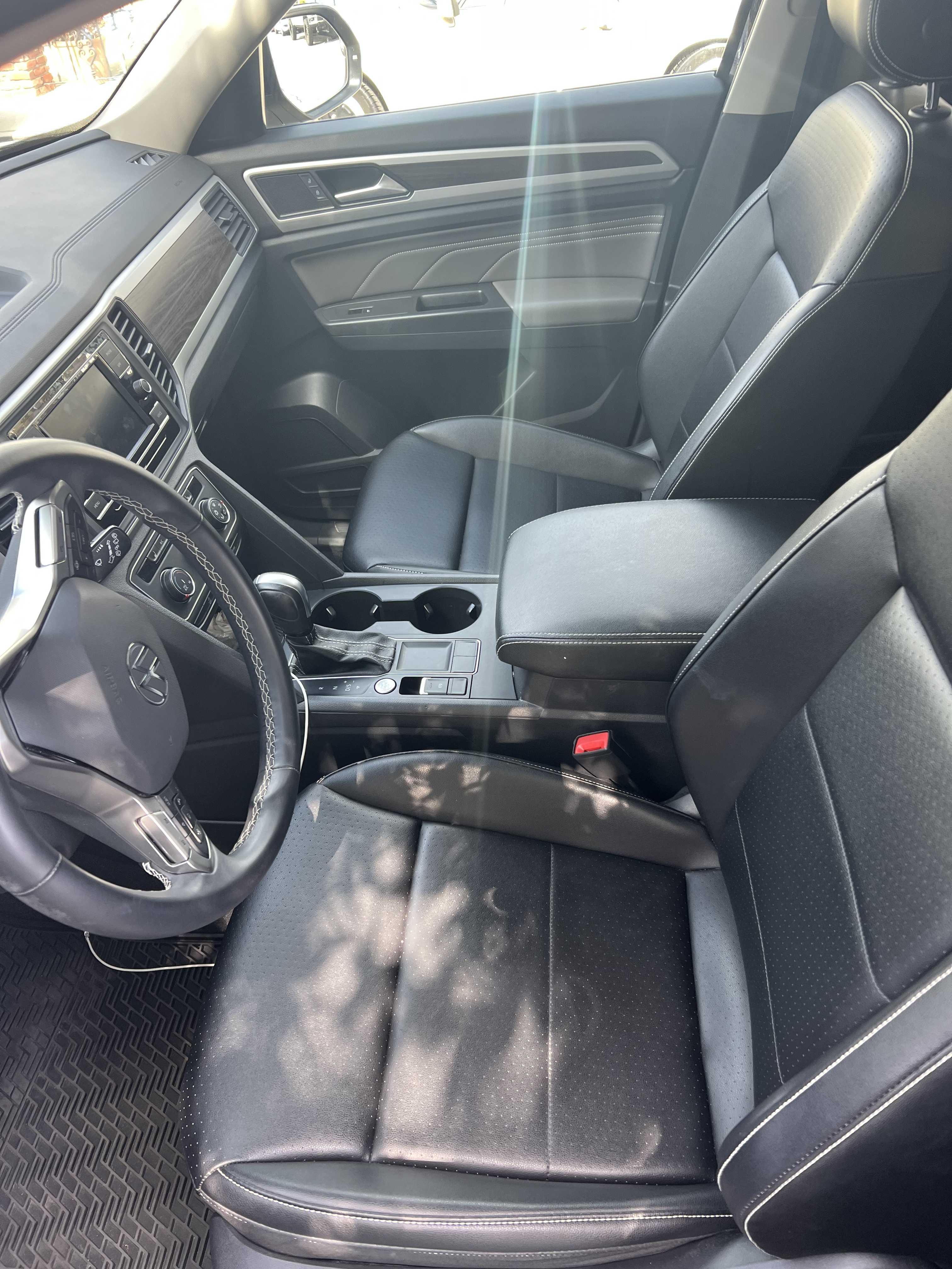 Used 2022 Volkswagen Atlas SE FWD image 8