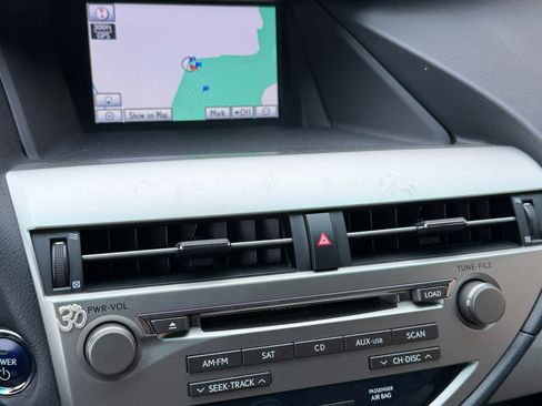 Used 2012 Lexus RX 450h FWD image 11