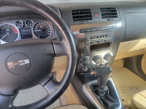 Used 2006 HUMMER H3 AWD/4WD image 11