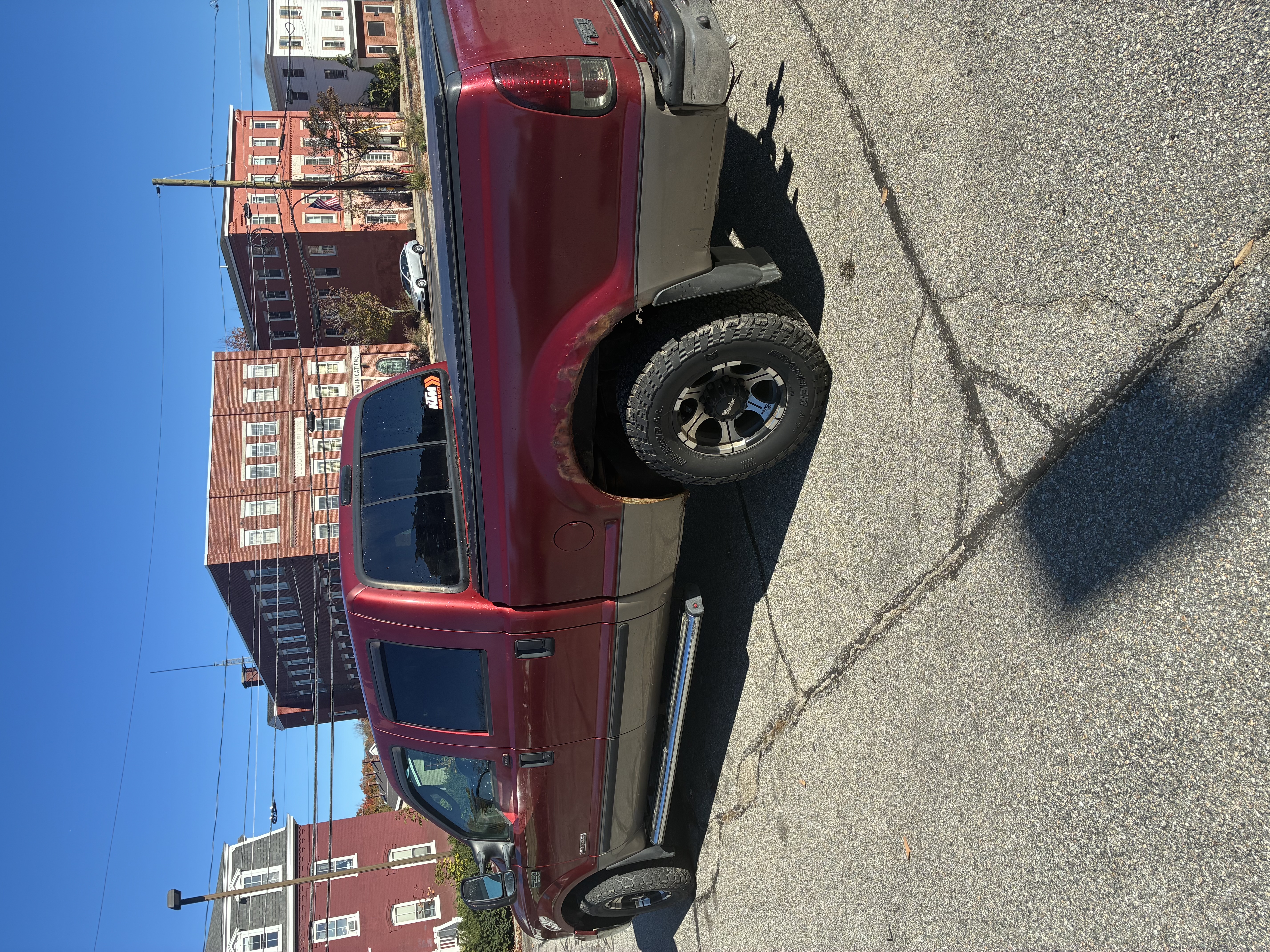 Used 2003 Ford F250 Lariat RWD image 4