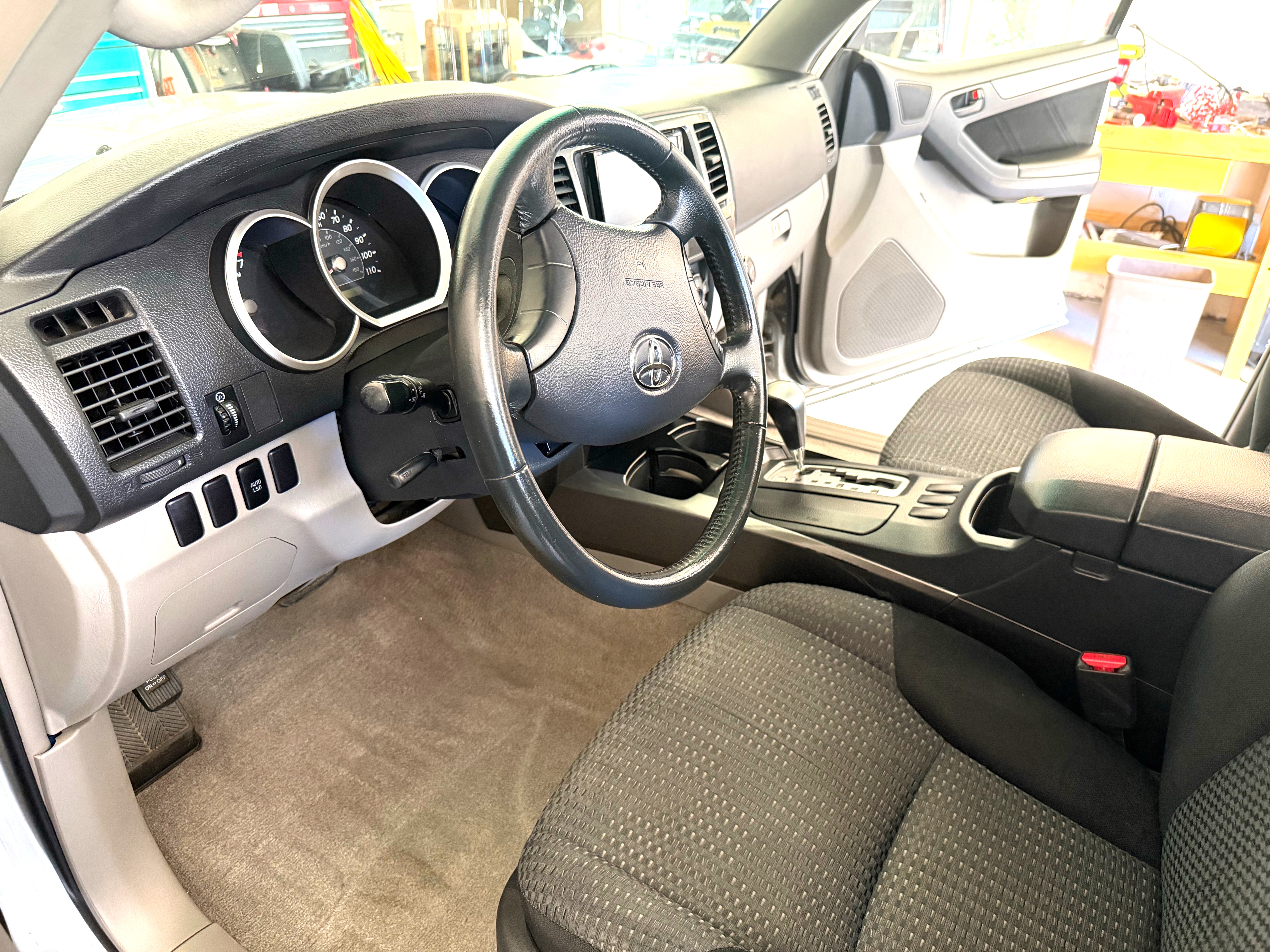 Used 2007 Toyota 4Runner Sport RWD image 8