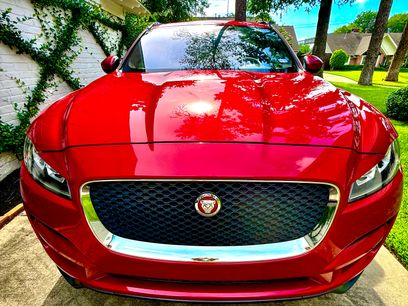 Used 2019 Jaguar F-PACE Prestige