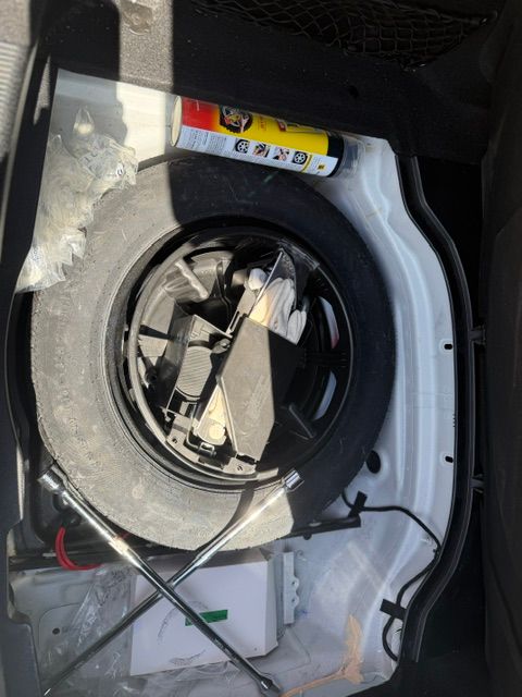 Used 2011 Mercedes-Benz C 300 Sedan image 18