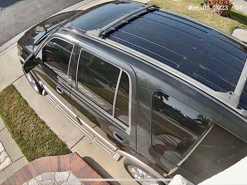 Used 2004 Ford Expedition Eddie Bauer image 22