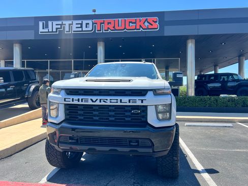 Used 2023 Chevrolet Silverado 2500 Custom w/ Custom Convenience Package AWD/4WD image 13