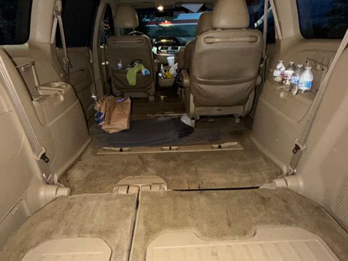 Used 2010 Honda Odyssey EX-L image 19
