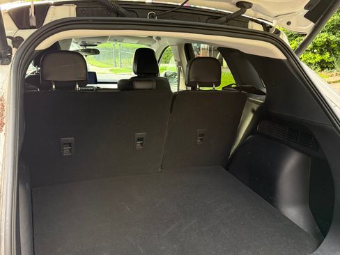 Used 2022 Ford Escape SEL w/ Technology Package FWD image 13