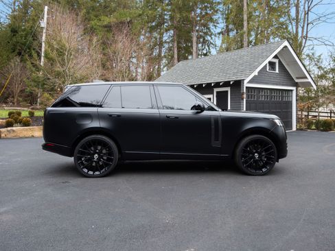 Used 2023 Land Rover Range Rover SE image 5