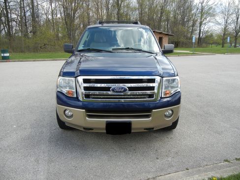 Used 2011 Ford Expedition XLT w/ 203A Rapid Spec Order Code image 19