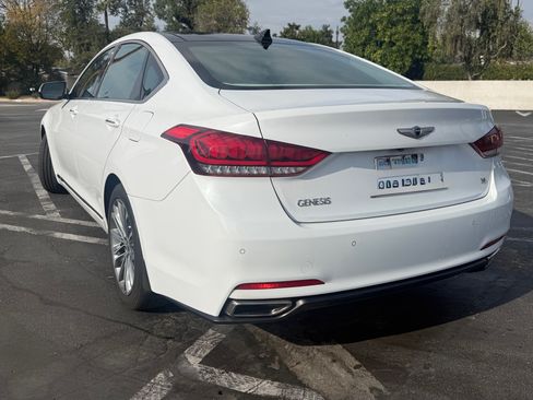 Used 2016 Hyundai Genesis 3.8 w/ Option Group 03 image 8