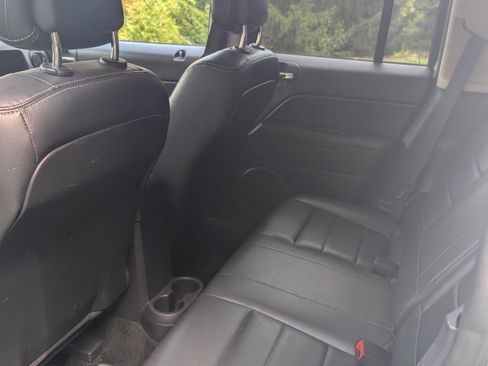 Used 2016 Jeep Patriot 4WD image 14
