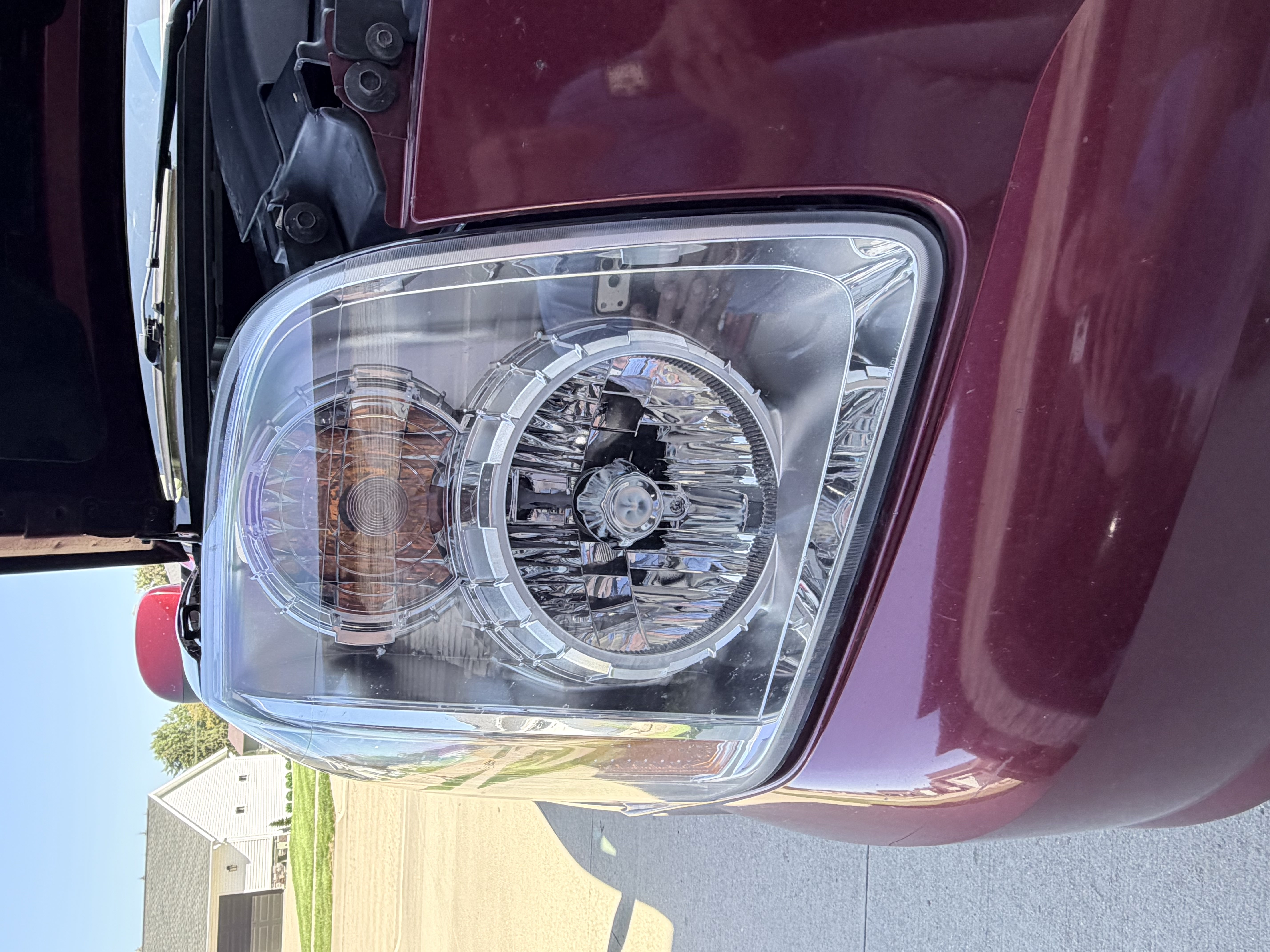 Used 2011 GMC Yukon XL Denali AWD/4WD image 9
