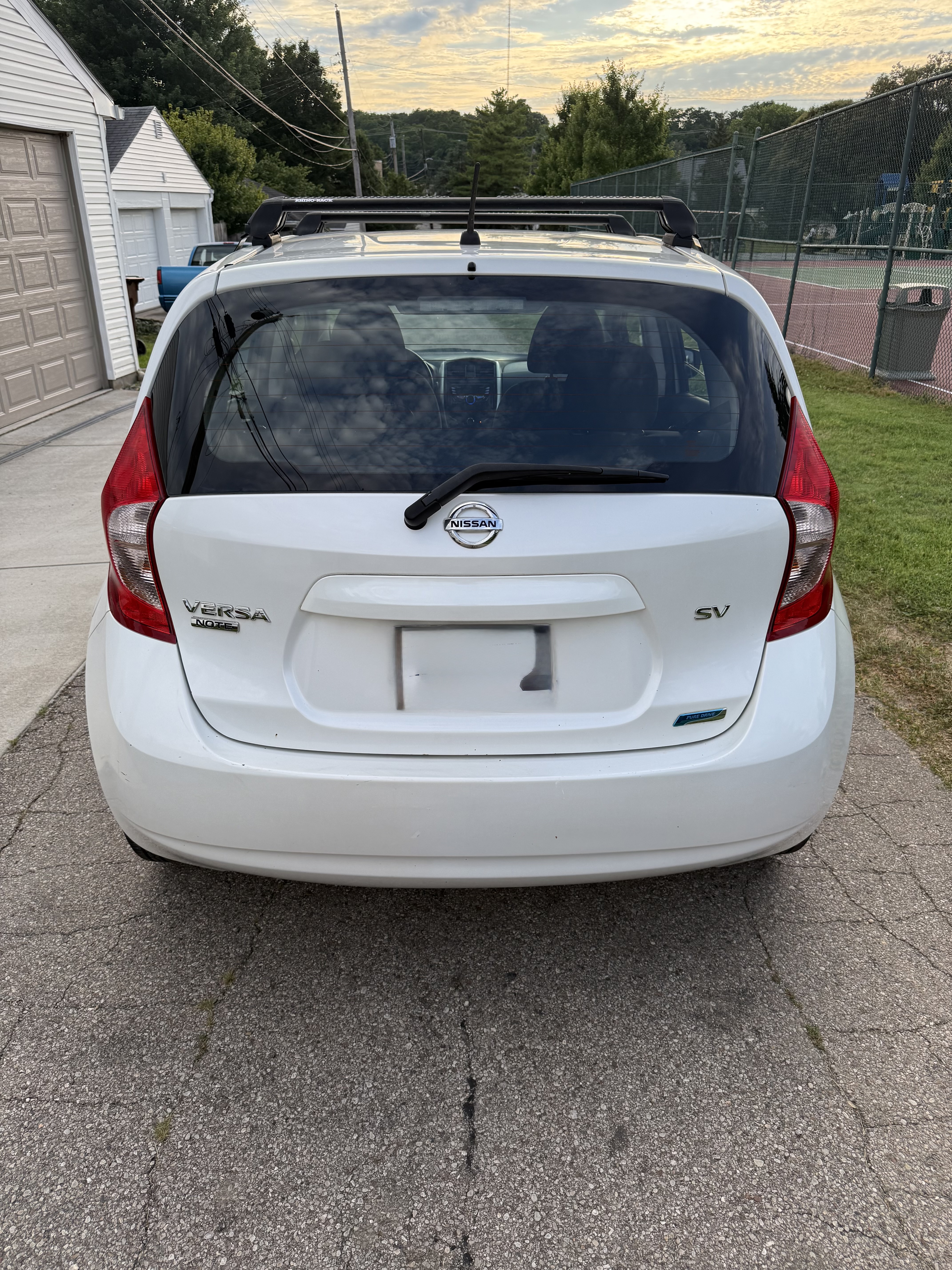 Used 2015 Nissan Versa Note SV FWD image 12