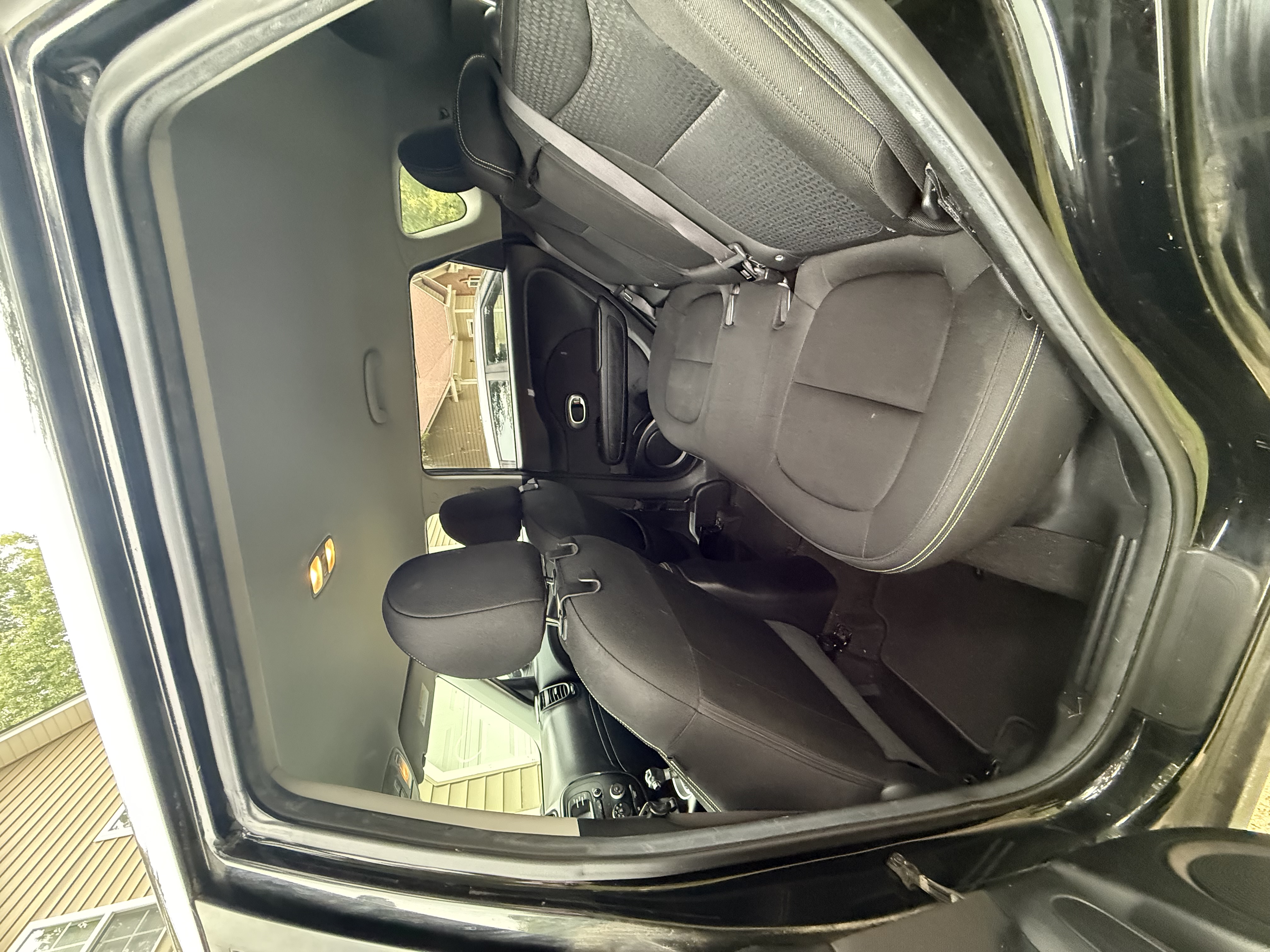 Used 2016 Kia Soul + FWD image 12