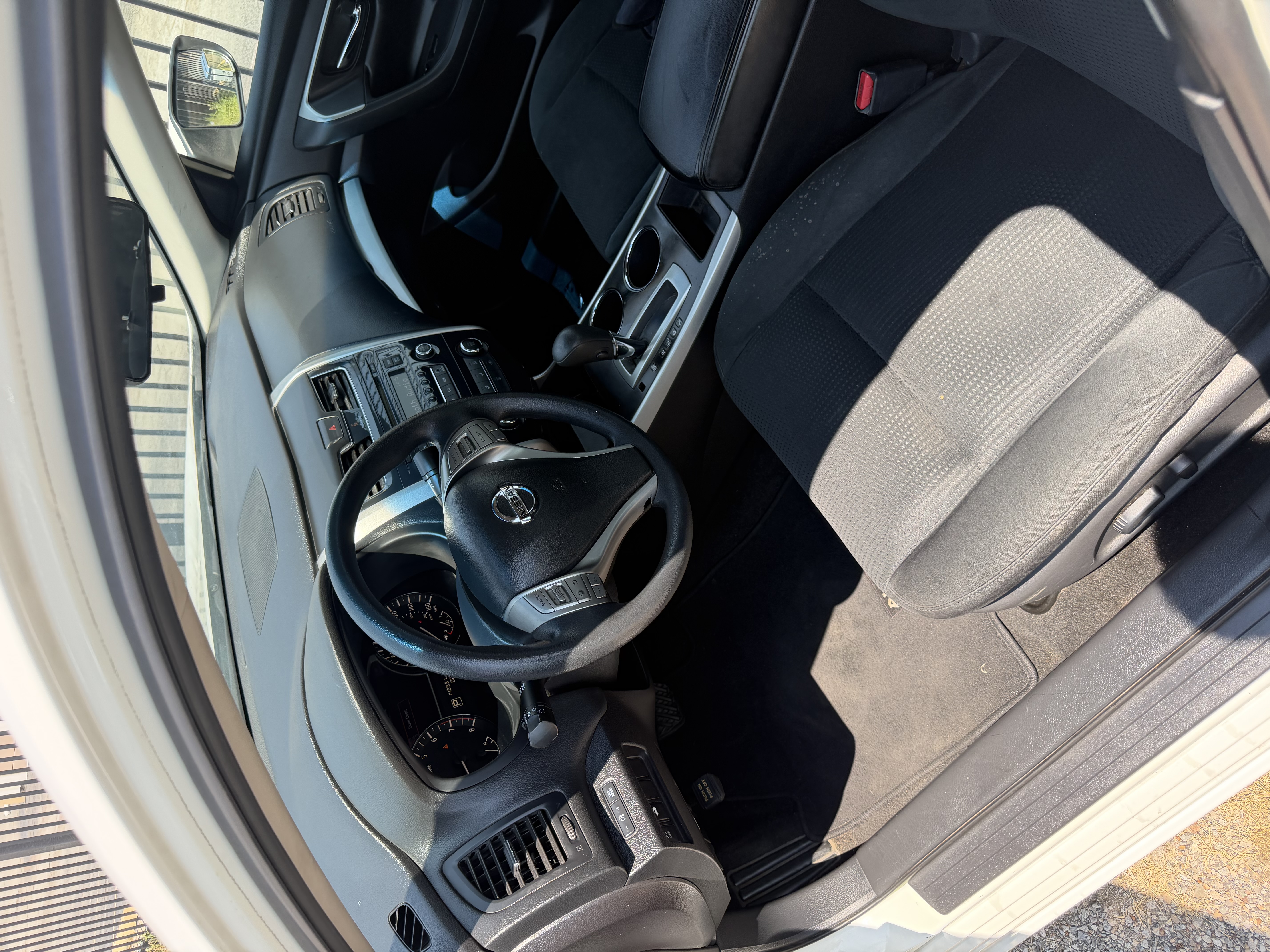 Used 2015 Nissan Altima 2.5 S w/ Power Driver Seat Package FWD image 9
