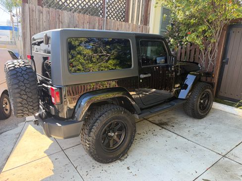 Used 2015 Jeep Wrangler Sahara w/ Connectivity Group image 2