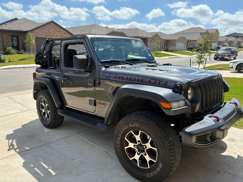 Used 2019 Jeep Wrangler Rubicon AWD/4WD image 9