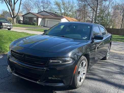 Used 2016 Dodge Charger SXT w/ AWD Plus Group image 1