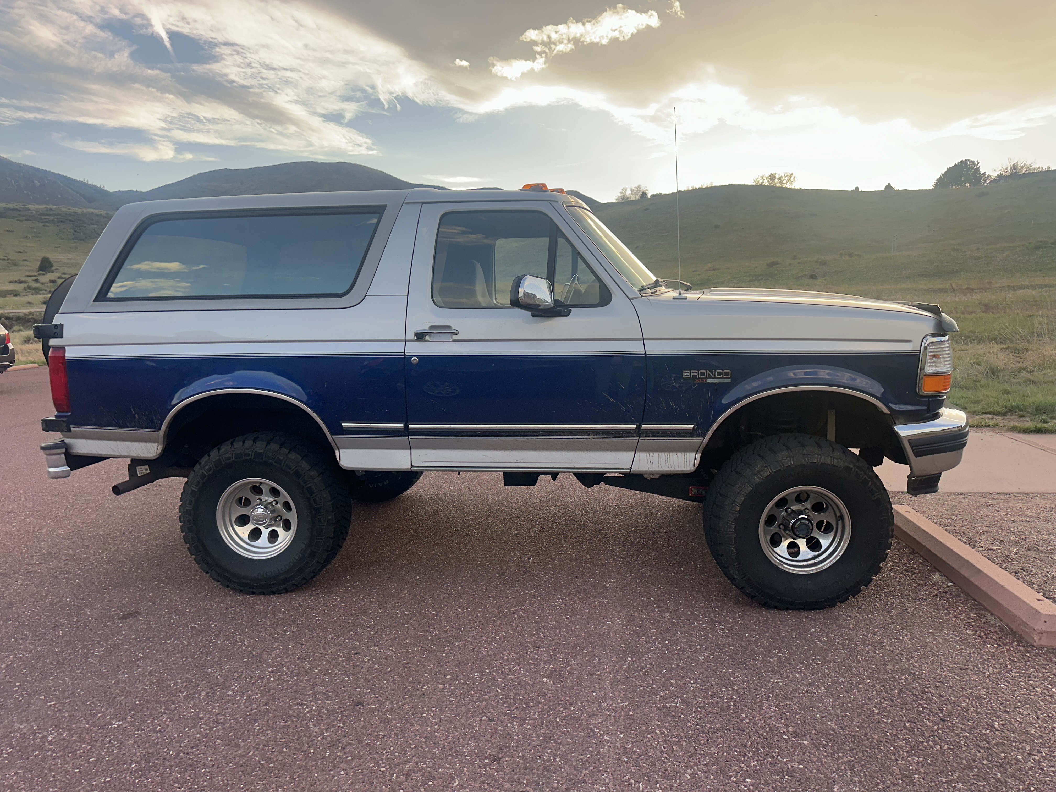 Used 1996 Ford Bronco AWD/4WD image 10